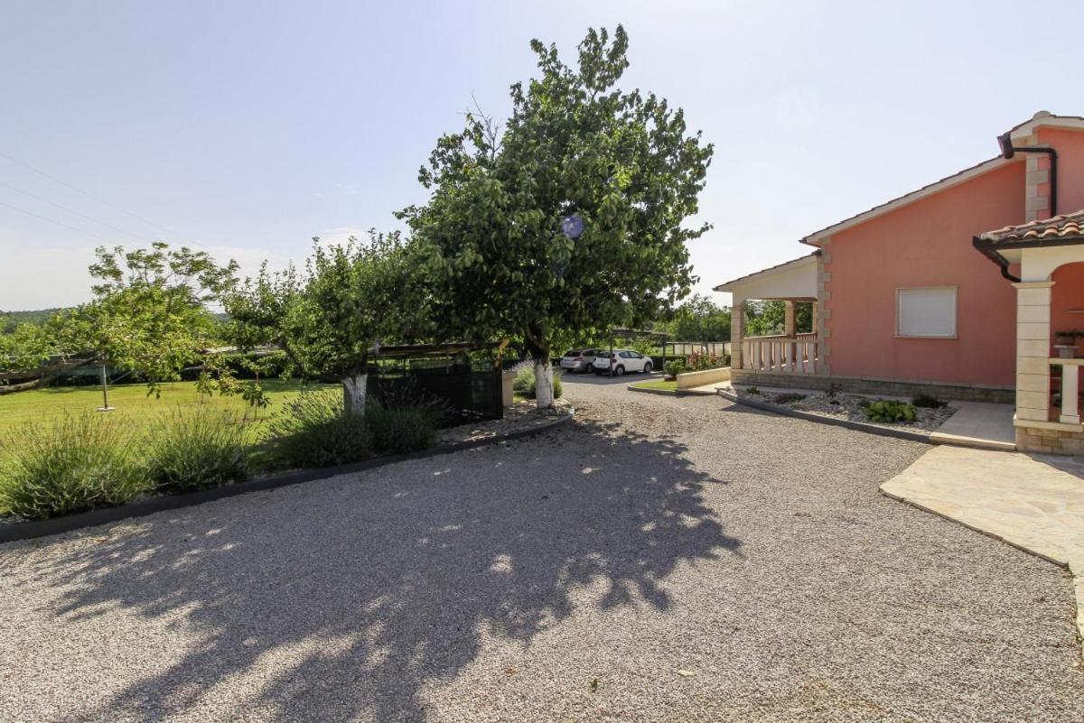 Linda In Lovrinici Villa Pazin Dış mekan fotoğraf