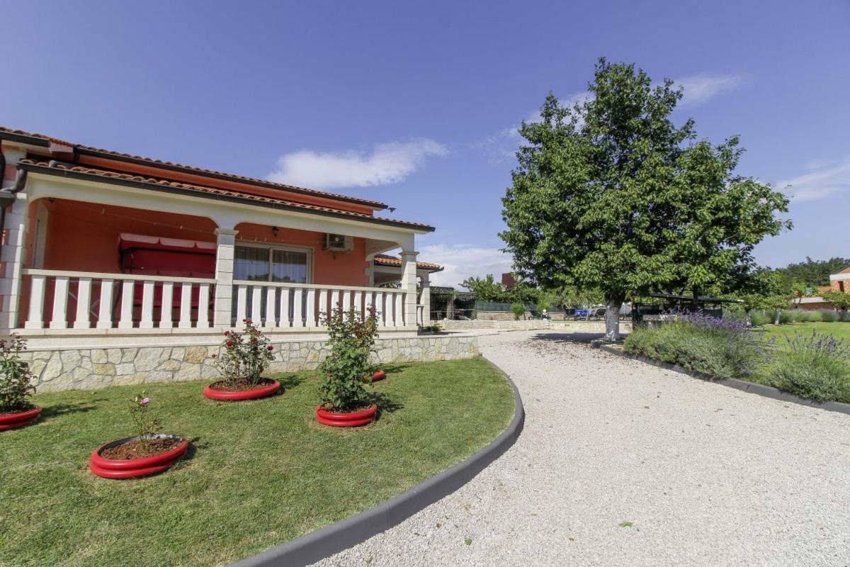 Linda In Lovrinici Villa Pazin Dış mekan fotoğraf
